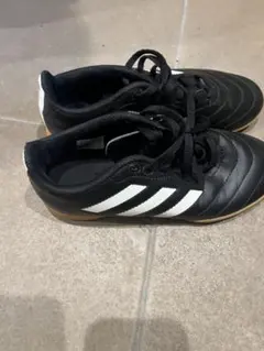 フットサルシューズ21.5