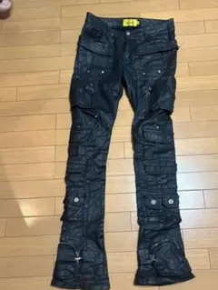 玲*亜様 GUAPI PREMIUMフェイクレザーフレアカーゴパンツ ヤンパト