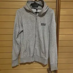 SY32 by SWEET YEARS グレー ジップアップパーカー