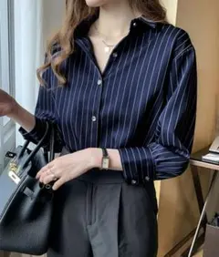 ネイビー ブラウス