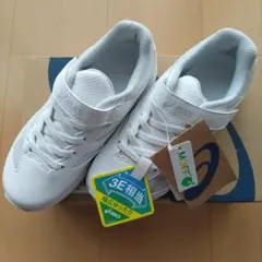 ★新品、未使用★アシックス　キッズスニーカー　19.0センチ