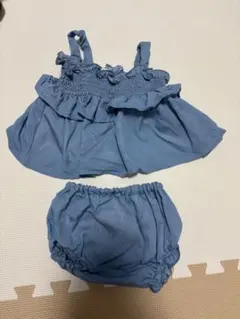 青いフリル付きベビー服セット