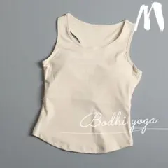 アイボリーMサイズ カップ付きタンクトップ ヨガウェア ブラトップ スポーツ