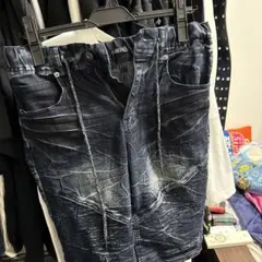 ダークデニム クラッシュ加工 ショートパンツ