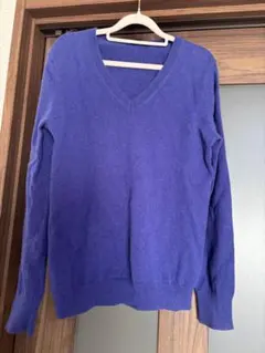 UNIQLOブルーVネックセーター Lサイズ