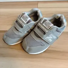 new balance 996 キッズシューズ グレー　15cm