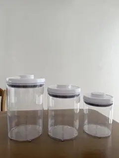OXO プラスチック食品保存容器 3個セットのサムネイル