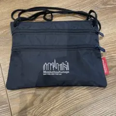 【美品】Manhattan Portageブラックサコッシュのサムネイル