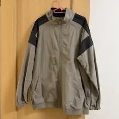 グラニフ　カレッジオブナガスギルイヌ　ナイロンジャケット