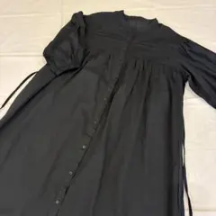 ローリーズファーム　ブラック ピンタック 半袖ロングシャツ ワンピースのサムネイル