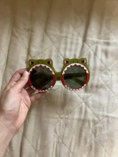 ユニバ 恐竜 サングラス