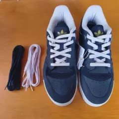 アディダス スニーカー Rivalry 86 LOW 【新品・未使用】替紐2本付