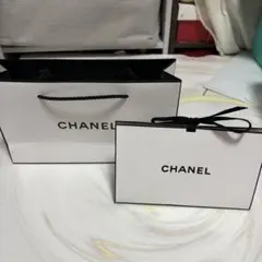 CHANEL シャネルショッパー・空箱（マグネット付き） - メルカリ