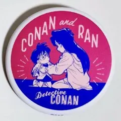 コナン&蘭　缶バッジ　パステル　コナン探偵社　名探偵コナン