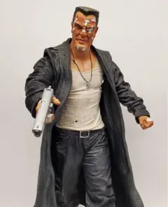 タランティーノ　Sin city フィギュア Amazon.com: Sin City Series 1 Yellow Bastard (Serious