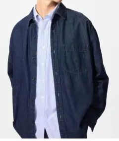 ユニクロ　Mデニムオーバーシャツ68ブルー