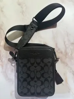 COACH ショルダーバッグ ブラック ボディバッグ ミニバッグ