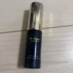 Clé de Peau Beauté タンスティックエクラ ファンデーションのサムネイル