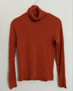 Lax Dan Tia オレンジタートルネックセーター