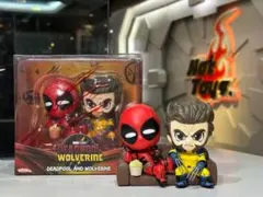 ホットトイズ コスベイビー デッドプール&ウルヴァリン on sofa