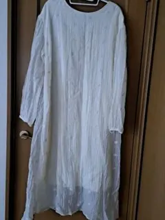 【未使用】ディスコート 花柄刺繍シフォンワンピース ホワイト