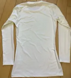 DUARIG ホワイト 長袖シャツ Sサイズ サッカー　インナー
