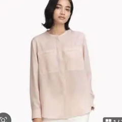 美品 Theory バンドカラー ウォッシャブル ブラウス S 2.4万のサムネイル