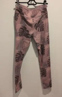 HEN ヨガウェア Lサイズ 葉柄プリント