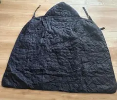 UNIQLO ライトウォームパデット2WAYブランケット　ネイビー