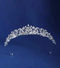 ティアラ　結婚式