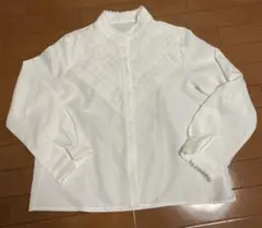 シーン　ブラウス　美品のサムネイル