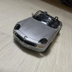 BMW Z8 1/43 ミニカーのサムネイル