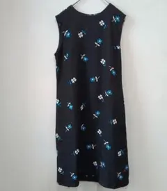 Urban Now（M）ノースリーブワンピース 花柄 ブラック フラワー柄