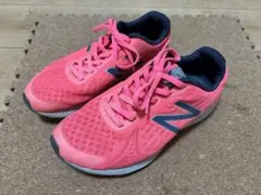 new balance VAZEE ランニングシューズ ピンク 24cm