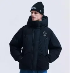 試着のみ美品！F.C.R.B. DOWN BENCH PARKA 黒 Mのサムネイル