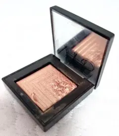 NARS　デュアルインテンシティアイシャドウ