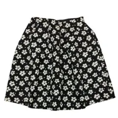 ユニバーバルミューズ ストロベリーフィールズ スカート 花柄