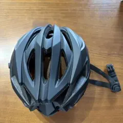 自転車用ヘルメット マットブラック 軽量 通気性