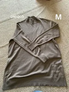 グレー 長袖ニット Mサイズ　ユニクロ　UNIQLO