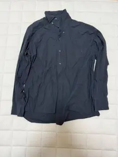 UNIQLO長袖シャツ ボタン付き