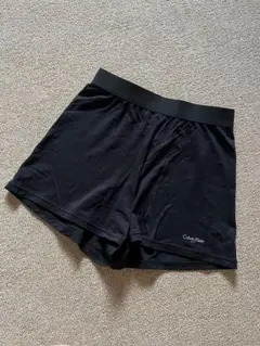 未使用　Calvin Klein ショートパンツ S 黒
