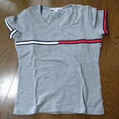 TOMMY HILFIGER グレー Tシャツ サイズ4