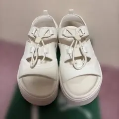 PUMA プーマ スポーツサンダル 厚底 23cmのサムネイル