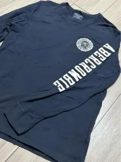 Abercrombie & Fitch ネイビー長袖シャツ