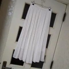 ユニクロ  プリーツフレア  ロングスカート   S サイズ