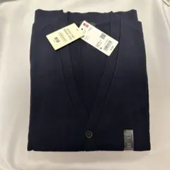 ユニクロのエクストラファインメリノ Vネックカーディガン（長袖） ネイビー