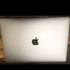 MacBook Pro 2020 13インチ Corei5 32GB Appleのサムネイル