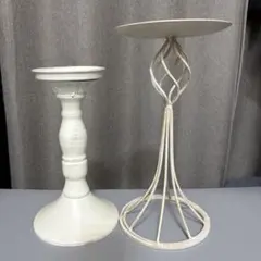 アンティーク調：ホワイトキャンドルスタンド２個セット