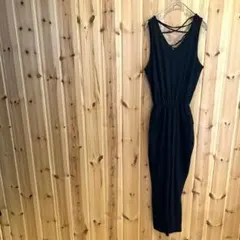 【アナップ】サロペット　パンツ　ノースリーブ　ポケット付き　ブラック　黒色のサムネイル