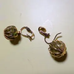 HM ピアス ゴールド系 ハーフクリアくすみオレンジ オーロラ - メルカリ